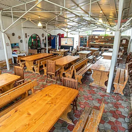 La Papu Si Maia בית הארחה 3*